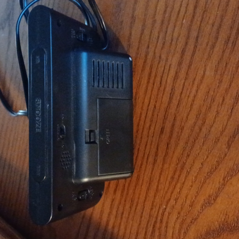 Clock Alarm - Picture 2 of 2
